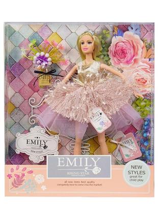 Кукла emily qj077b с букетом и аксессуарами    золотой