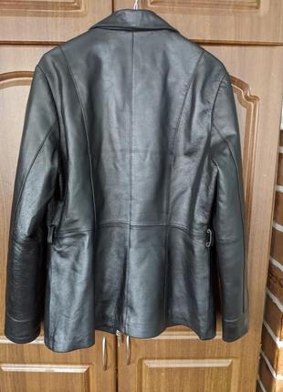 Куртка качественная итальялия