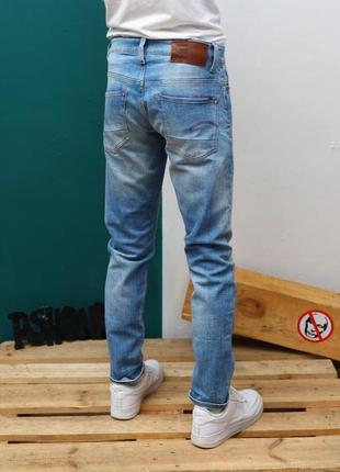 XL / 50