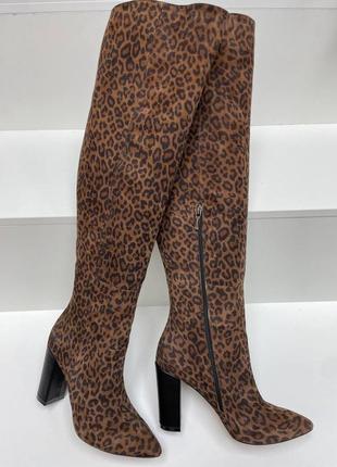 Екслюзивні чоботи з італійської шкіри жіночі на підборах леопардові