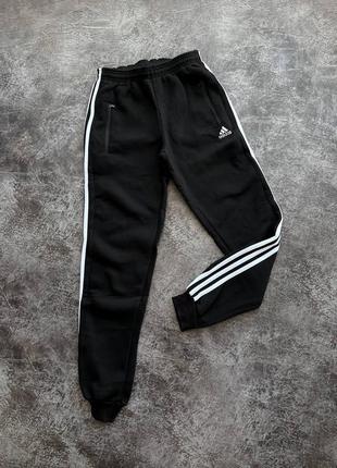 Мужские штаны на флисе adidas. теплые штаны на флисе адидас