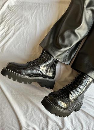 Ботинки женские