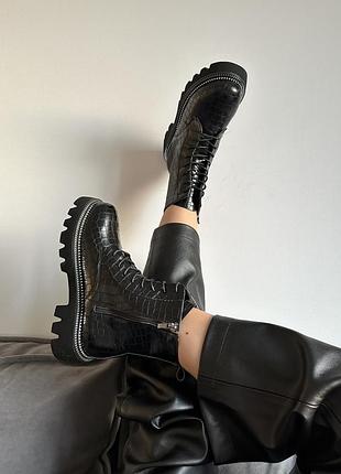 Ботинки женские