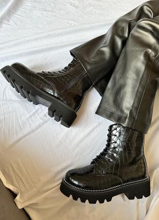 Ботинки женские