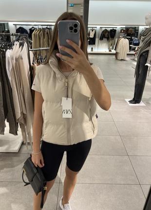 Безрукавка zara2 фото