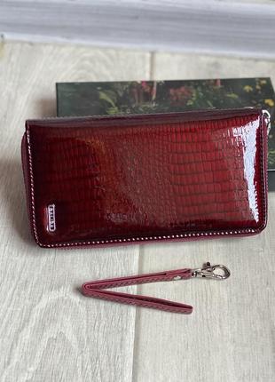 Лаковий шкіряной, дуже красивий гаманець balisa1 фото