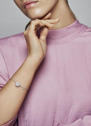 Серебряный браслет pandora moments 597776cz