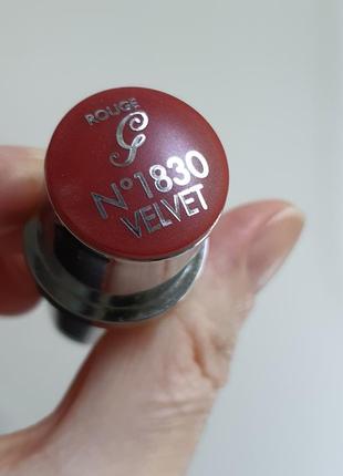 Помада для губ guerlain rouge 27
