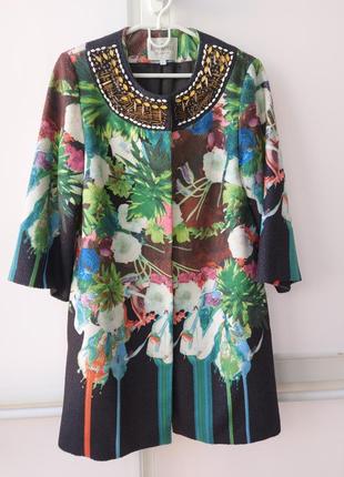 Эксклюзивное пальтишко!