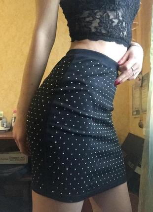 Облегающая юбка в камушках1 фото