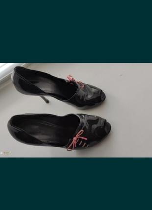 Туфлі жіночі орігінал gucci