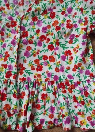 Віскозна блуза блузка з натуральної тканини з баскою і пишними рукавами ліхтариками в квітковий принт2 фото