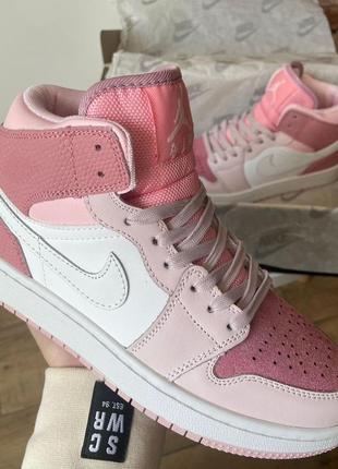 Кросівки nike air jordan 1 retro pink 2 mid