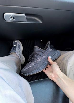 Кросівки adidas yeezy 3505 фото