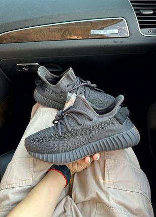 Кросівки adidas yeezy 3504 фото