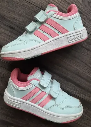 Кроссовки adidas (р.28)