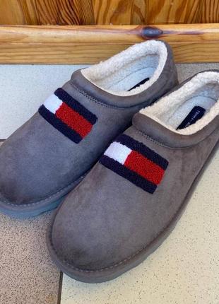 Новые утепленные тапочки Tommy hilfiger