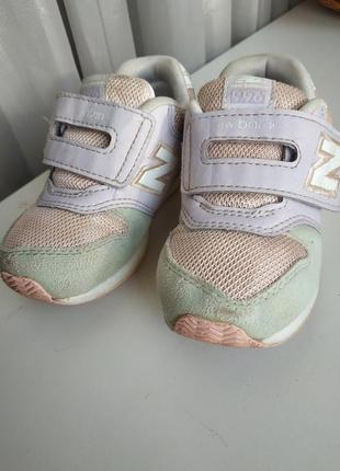 Кросівки для дівчинки