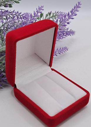 Ювелірна подарункова упаковка футляр коробочка для сережок червоний квадрат оксамитова4 фото