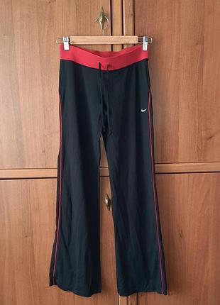 Женские спортивные штаны nike