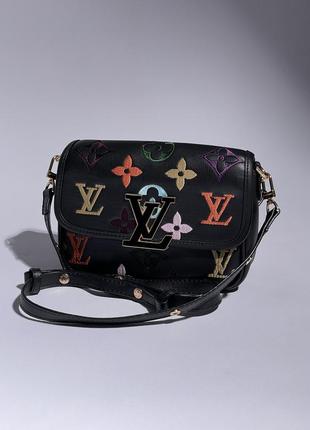 Жіноча сумка преміум якості у брендовому стилі9 фото