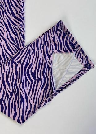 Фиолетовый комплект в принт зебры из топа и брюк2 фото