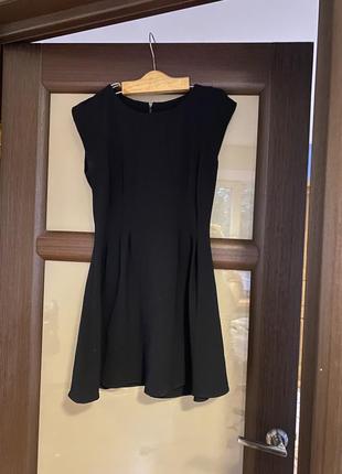 Маленька чорна сукня плаття topshop xs