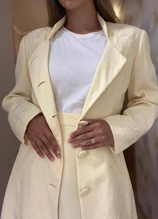 Винтаж винтажный костюм с юбкой бледно светло желтого цвета пуговки жакет макси ретро раритет стразы бисер вышивка