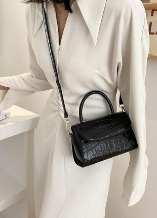 Женская сумка кросс-боди черная6 фото