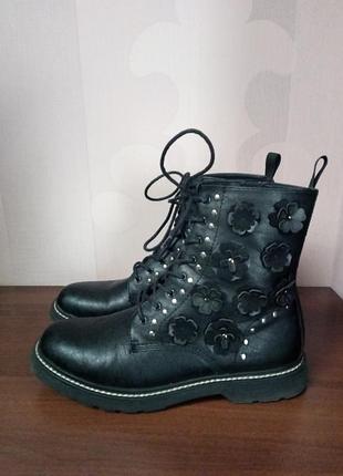 Демисезонные ботинки