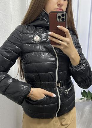 Куртка жіноча moncler