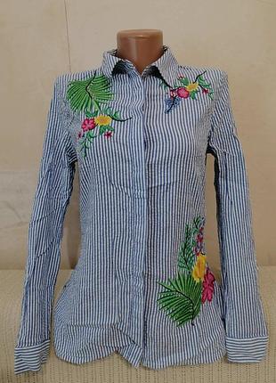 Сорочка в смужку з вишивкою