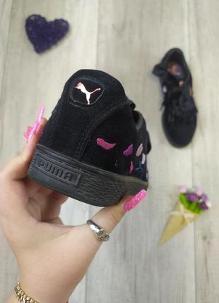 Кеди жіночі puma suede heart flowery wn's чорні з вишивкою розмір 388 фото