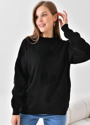 Вязаный джемпер свитер в сердечки цвет черный