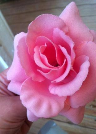 Стильная большая объемная резинка роза на хвост1 фото