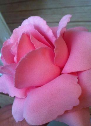 Стильная большая объемная резинка роза на хвост6 фото