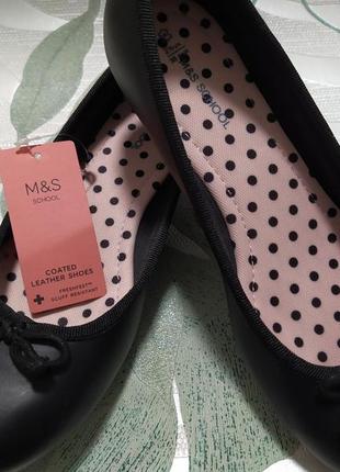 Шкільні туфлі marks and spencer