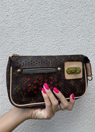 Сумка,клатч,косметичка louis vuitton