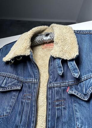 Вінтажна жіноча джинсова куртка-шерпа levi’s