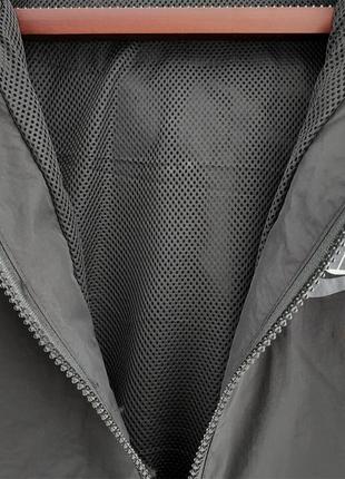 Вітровка nike спортивна чорна куртка найк чоловіча з капюшоном жіноча унісекс5 фото