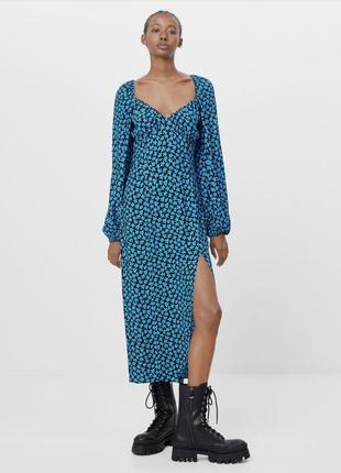 Платье bershka