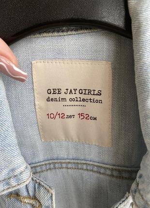 Джинсовка вкорочена джинсова куртка жіноча нова с хс кофта на гудзиках з карманами7 фото