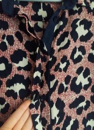 Блуза в леопардовый принт от бренда topshop5 фото