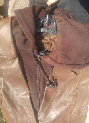 Кожаная куртка с капюшоном от tcm5 фото