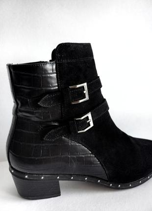 Чорні комбіновані ковбойки із штучної шкіри/замши із срібним декором, чорні черевики козаки5 фото