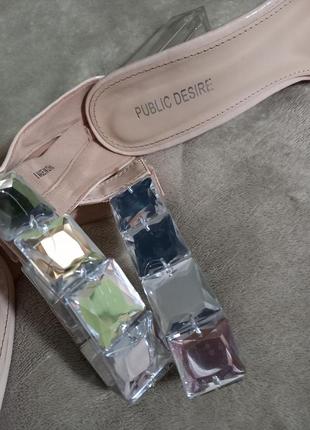 Базовые босоножки на прозрачную каблуке, с акцентом на ножке от public desire3 фото