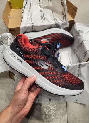 Кросівки чоловічі skechers go run оригінал 220540bkrd