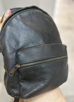 Кожаный рюкзак итальянского производства1 фото