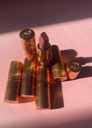 Помада для губ charlotte tilbury matte revolution lipstick  pillowtalk medium мініатюра