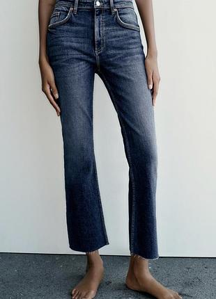 Укороченные джинсы клэш zara